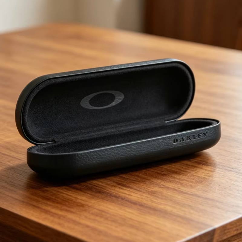 Travel Accessories Gifts For Men - Oakley Sonnenbrillenetui aus hartem Leder, druckfest,