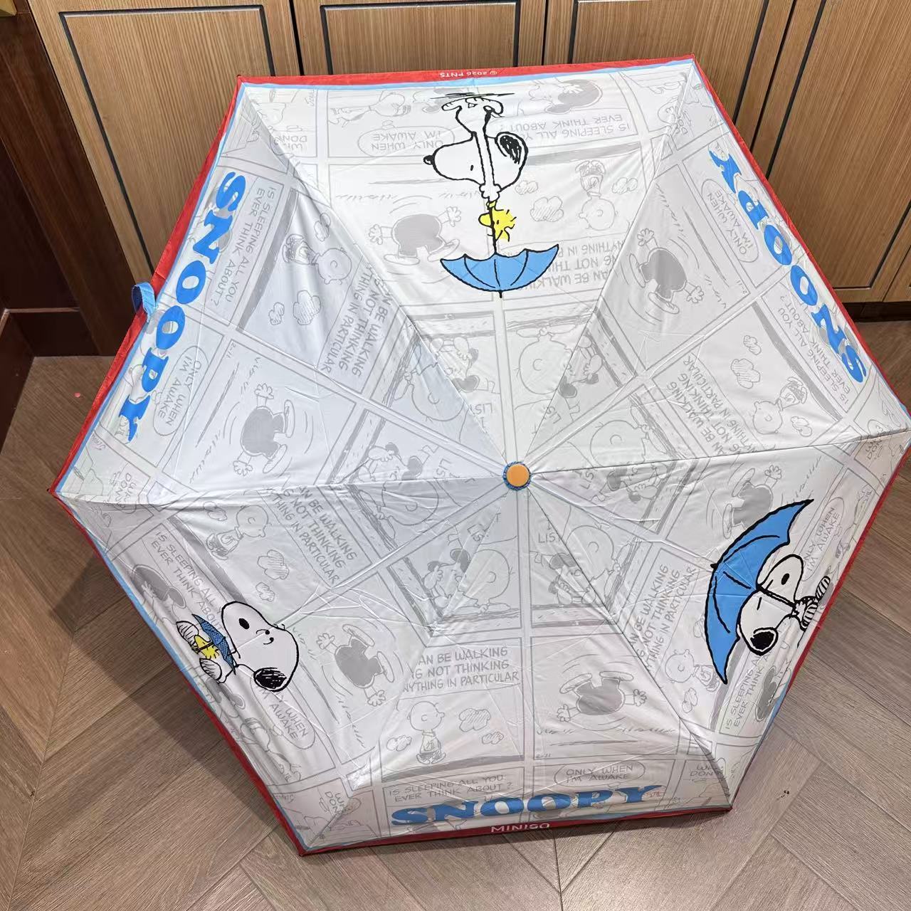 PEANUTS Snoopy Regenzeit-Serie – Travel Umbrella Compact Bewertung und Preis